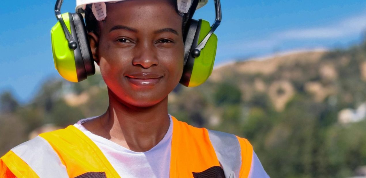 pexels-kindelmedia-8487341